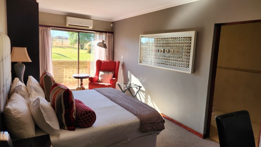 6 Bedroom Property for Sale in Groenvlei Free State
